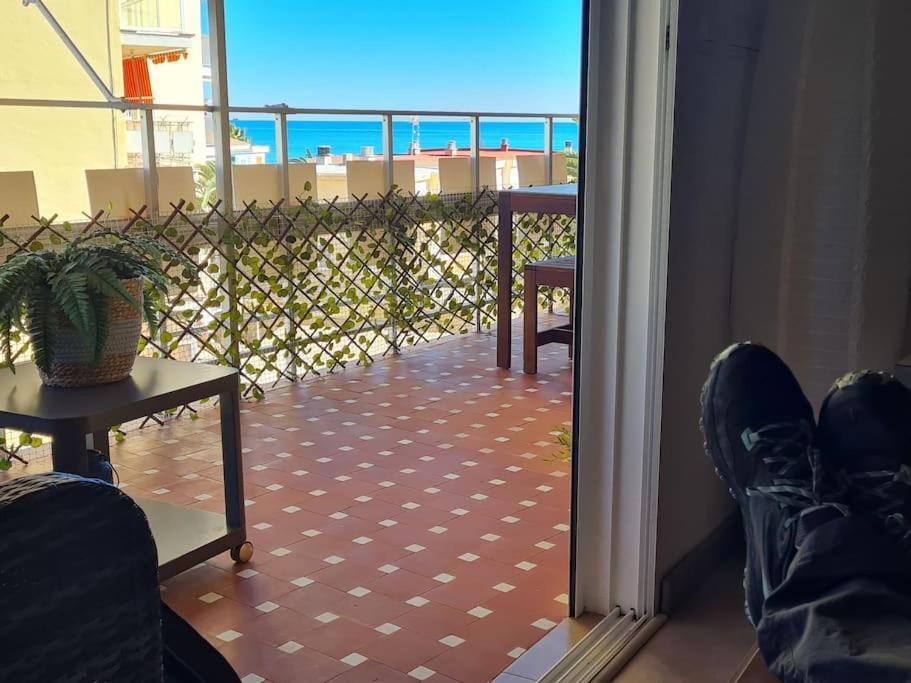 Ferienwohnung Apartamento Mediterraneo Tranquilo Y Familiar Valencia Exterior foto